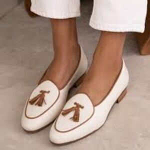 Talbots Cream Tassel Loafers with Tan Trim